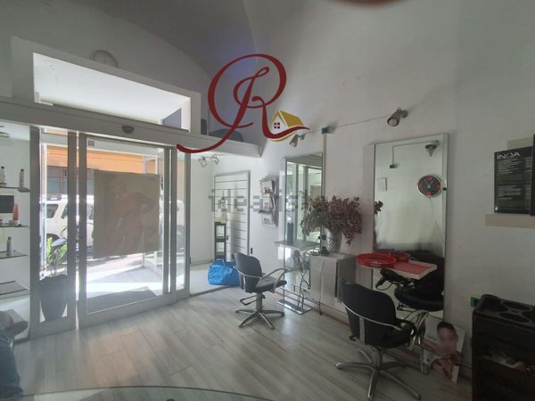 locale commerciale in affitto a Roma in zona Spinaceto