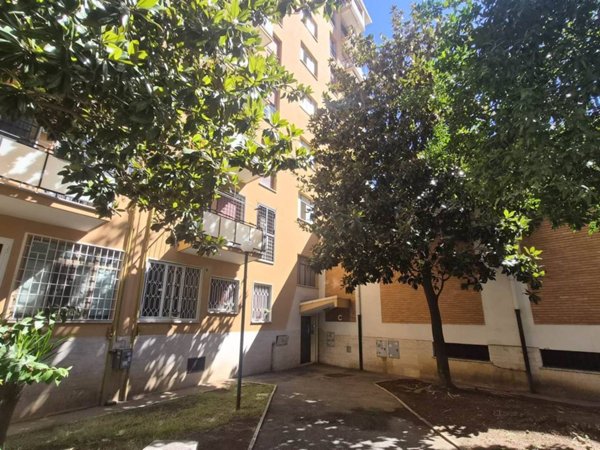 appartamento in affitto a Roma in zona Ardeatino