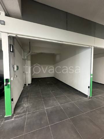 box auto in affitto a Roma in zona Salario