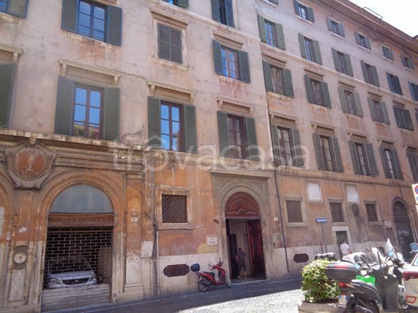 appartamento in affitto a Roma in zona Parione/Sant'Eustachio