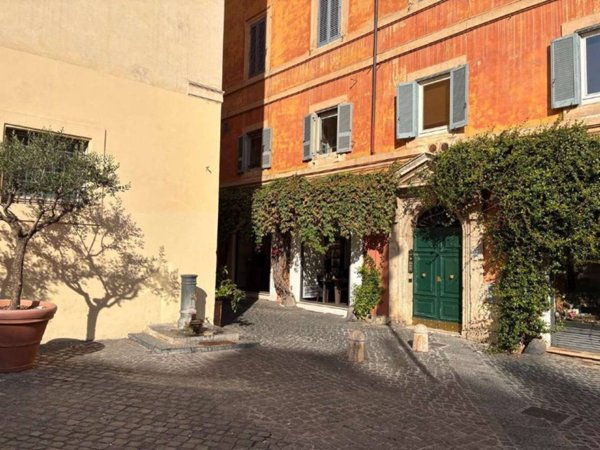 appartamento in affitto a Roma in zona Rione di Ponte