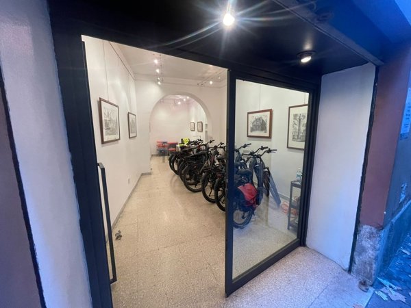 locale commerciale in affitto a Roma in zona Parione/Sant'Eustachio