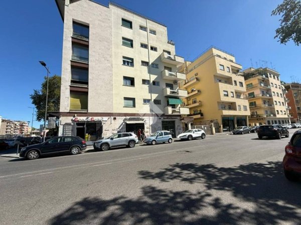 locale commerciale in affitto a Roma in zona Monte Sacro/Talenti