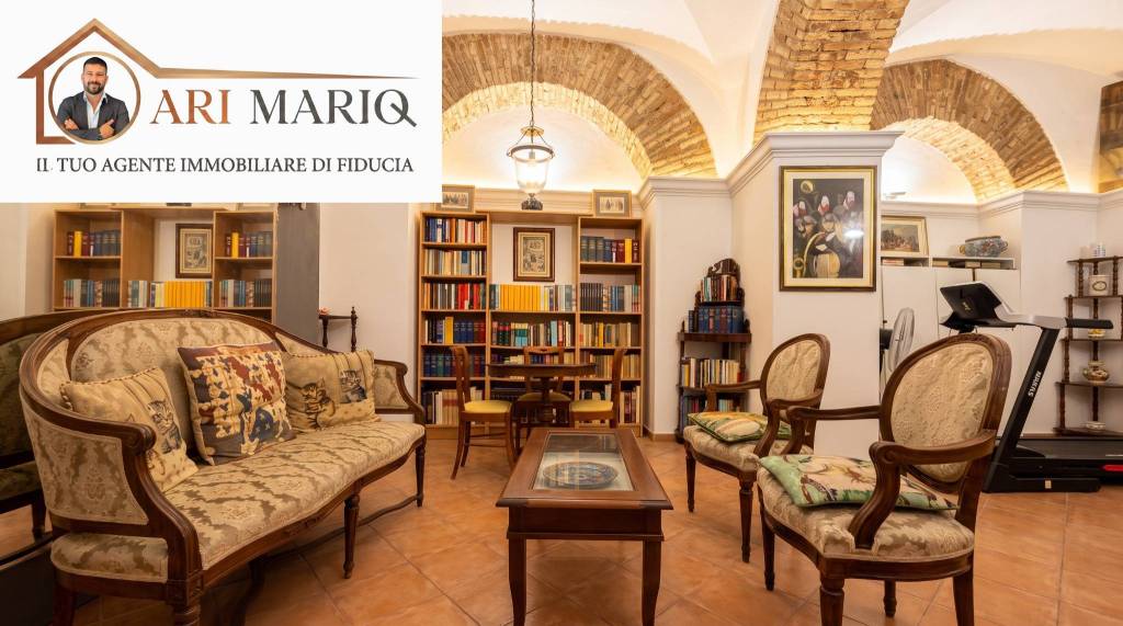 locale commerciale in affitto a Roma