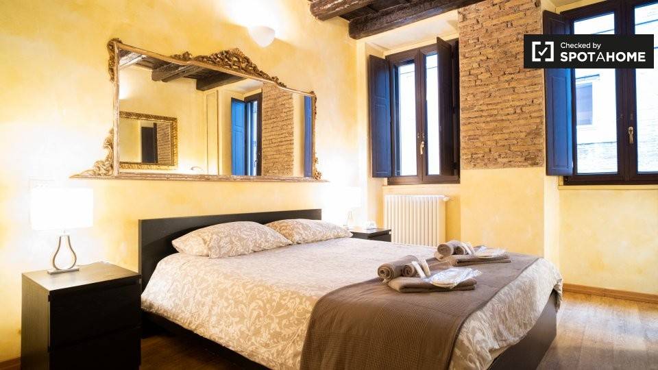 appartamento in affitto a Roma in zona Rione Regola