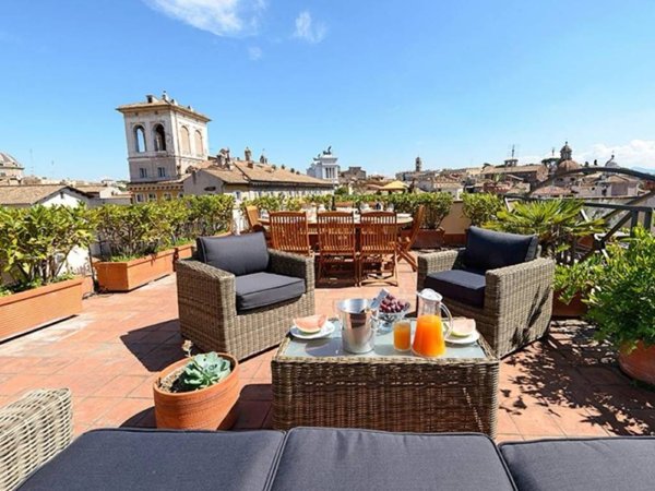 appartamento in affitto a Roma in zona Pigna - Sant'Angelo