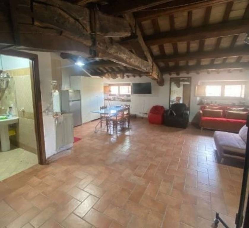 appartamento in affitto a Roma in zona Pigna - Sant'Angelo