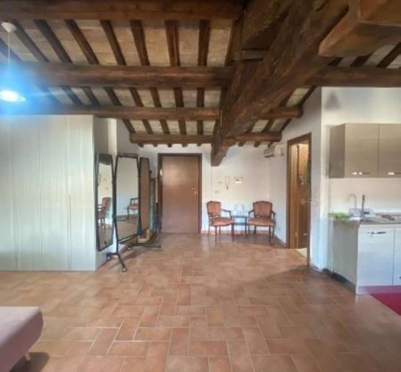 appartamento in affitto a Roma in zona Pigna - Sant'Angelo