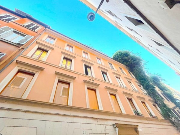 appartamento in affitto a Roma in zona Trevi-Colonna
