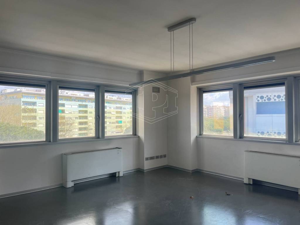 ufficio in affitto a Roma in zona Ostiense