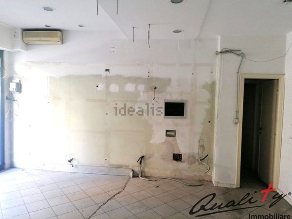 locale commerciale in affitto a Roma in zona Portuense