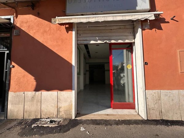 locale commerciale in affitto a Roma in zona Prenestino-Centocelle