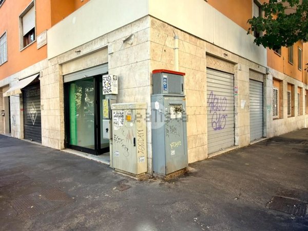 locale commerciale in affitto a Roma in zona Gianicolense