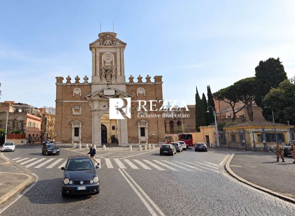 locale commerciale in affitto a Roma in zona Salario