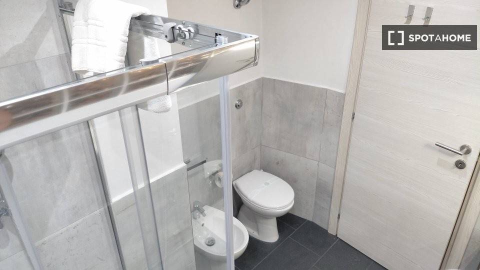 appartamento in affitto a Roma in zona Trevi-Colonna