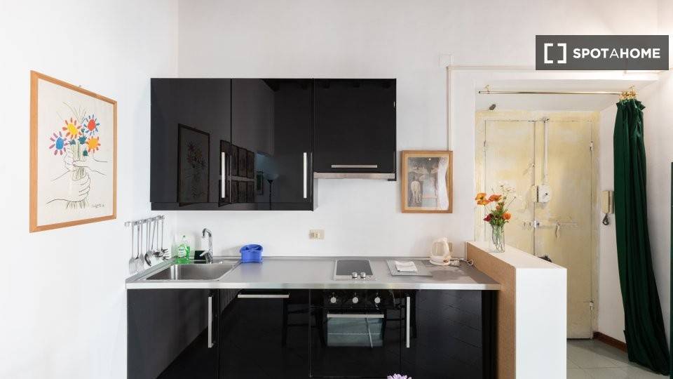 appartamento in affitto a Roma in zona Trevi-Colonna