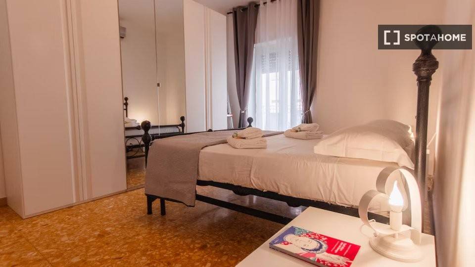 appartamento in affitto a Roma in zona Don Bosco