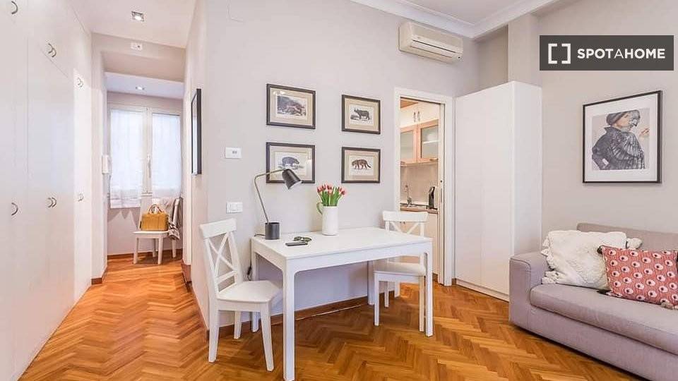 appartamento in affitto a Roma in zona Rione Monti/Campitelli