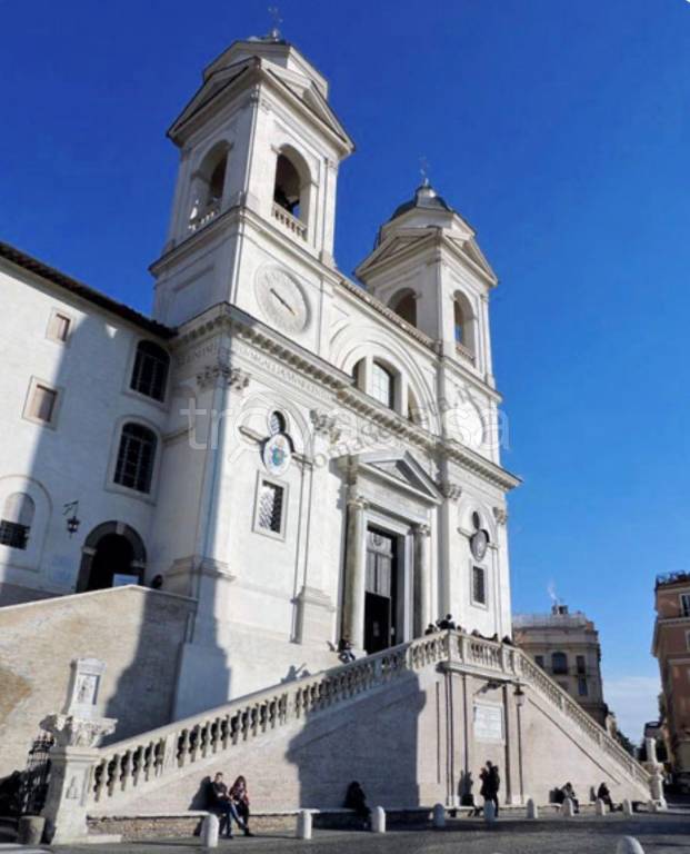 appartamento in affitto a Roma in zona Trevi-Colonna