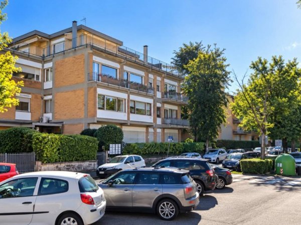 ufficio in affitto a Roma in zona EUR
