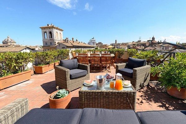 appartamento in affitto a Roma in zona Pigna - Sant'Angelo