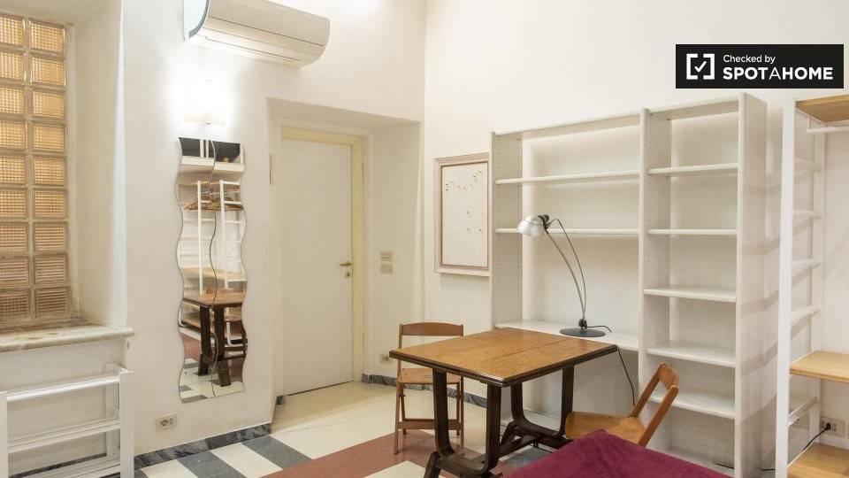 appartamento in affitto a Roma in zona Parione/Sant'Eustachio