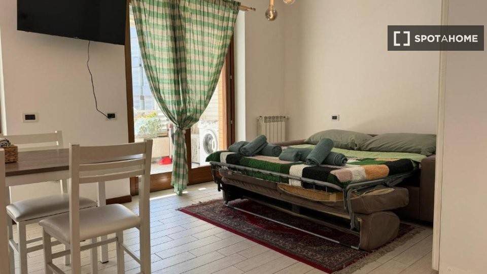 appartamento in affitto a Roma in zona Fonte Laurentina