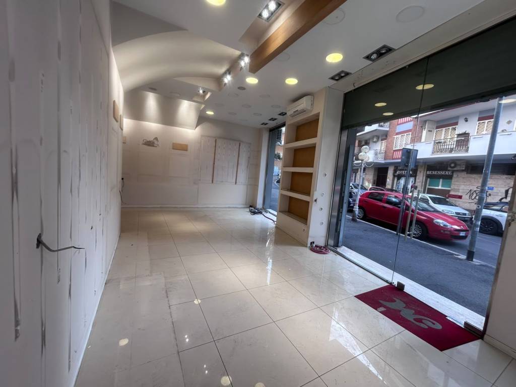 locale commerciale in affitto a Roma in zona Monte Sacro/Talenti