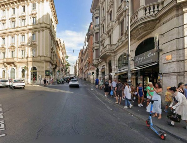 negozio in affitto a Roma in zona Centro Storico