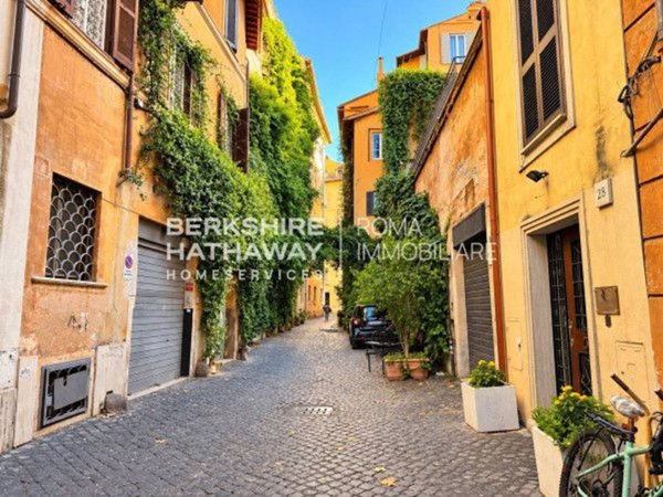 appartamento in affitto a Roma in zona Parione/Sant'Eustachio