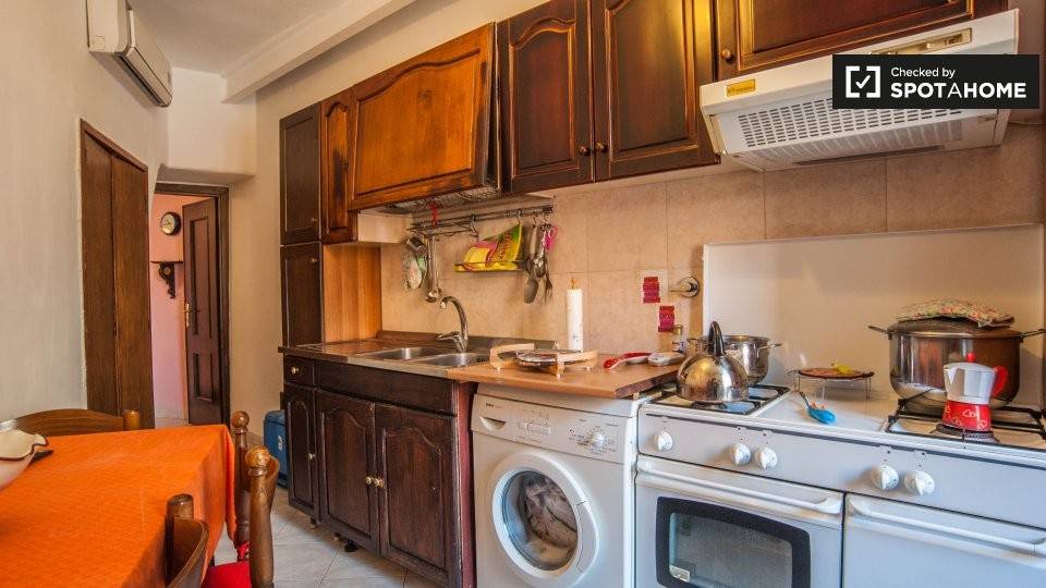 appartamento in affitto a Roma in zona Rione Monti/Campitelli