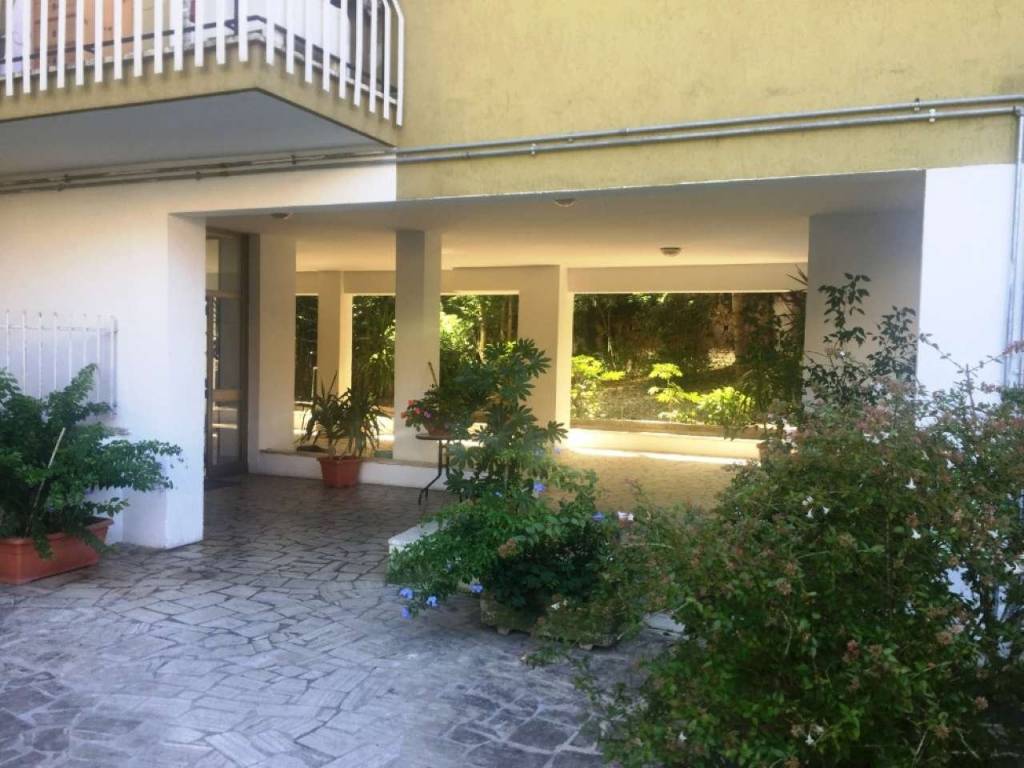appartamento in affitto a Roma in zona Tomba di Nerone