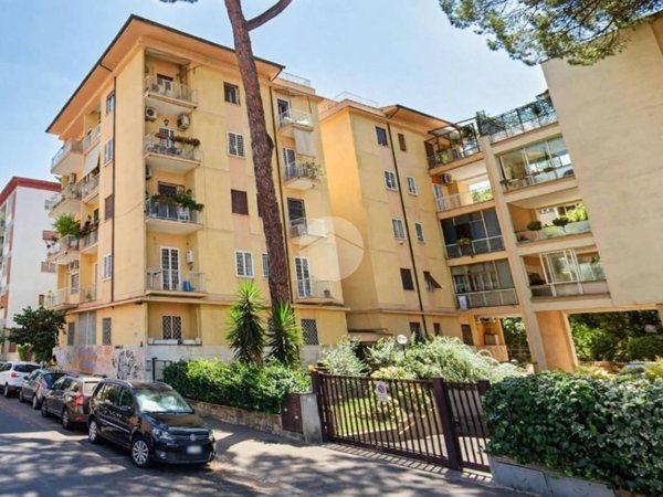 appartamento in affitto a Roma in zona EUR