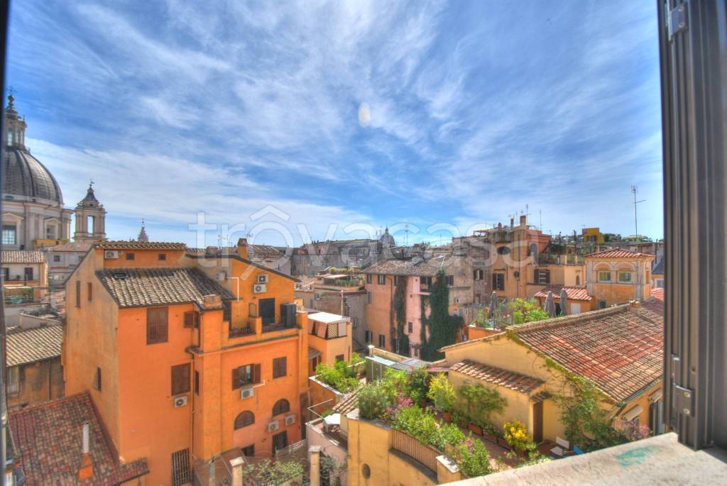 appartamento in affitto a Roma in zona Parione/Sant'Eustachio