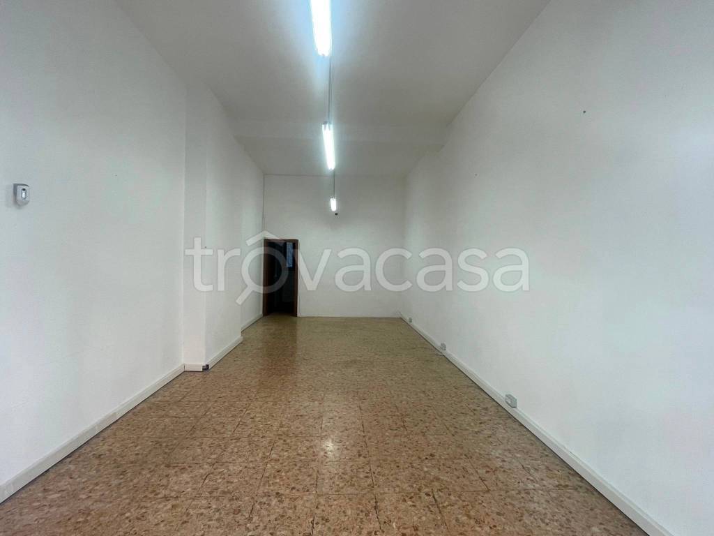 locale commerciale in affitto a Roma in zona Monte Sacro/Talenti