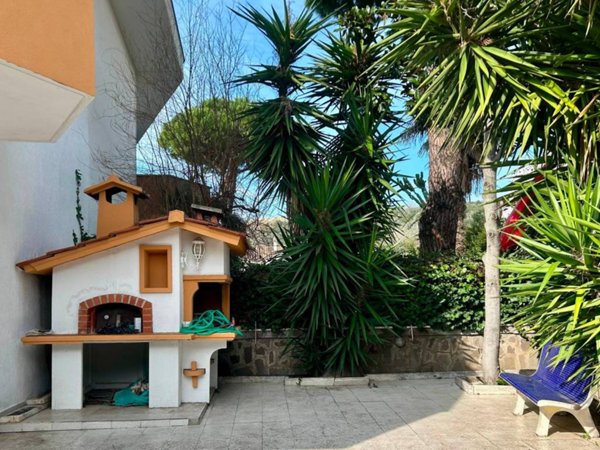 casa indipendente in affitto a Santa Marinella