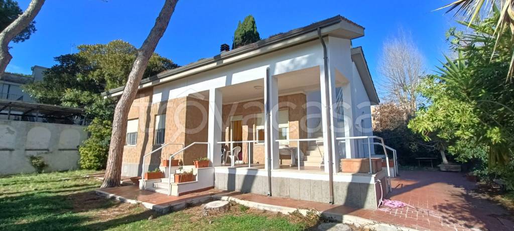 casa indipendente in affitto a Santa Marinella