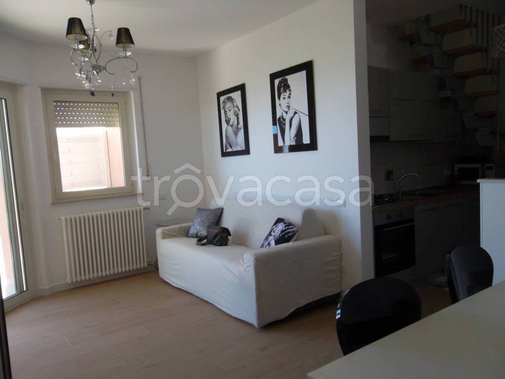 appartamento in affitto a Santa Marinella