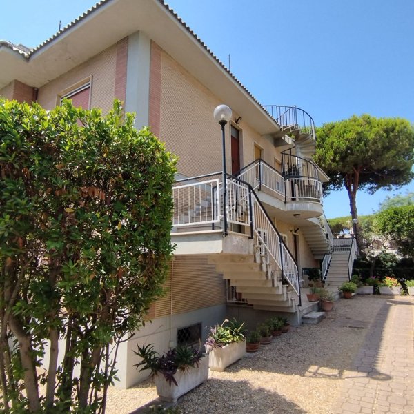 appartamento in affitto a Santa Marinella