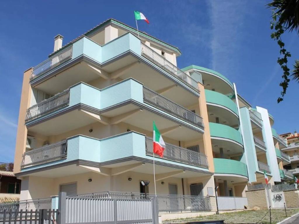 appartamento in affitto a Santa Marinella