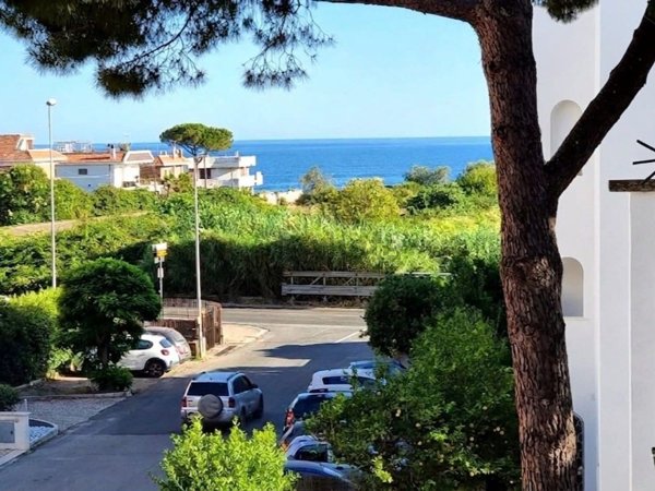 appartamento in affitto a Santa Marinella