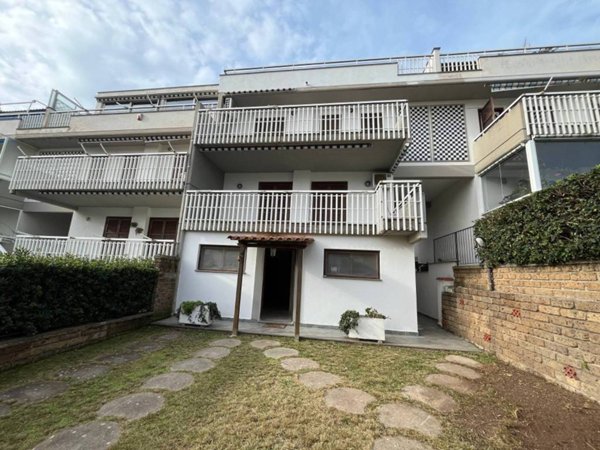 casa indipendente in affitto a Santa Marinella