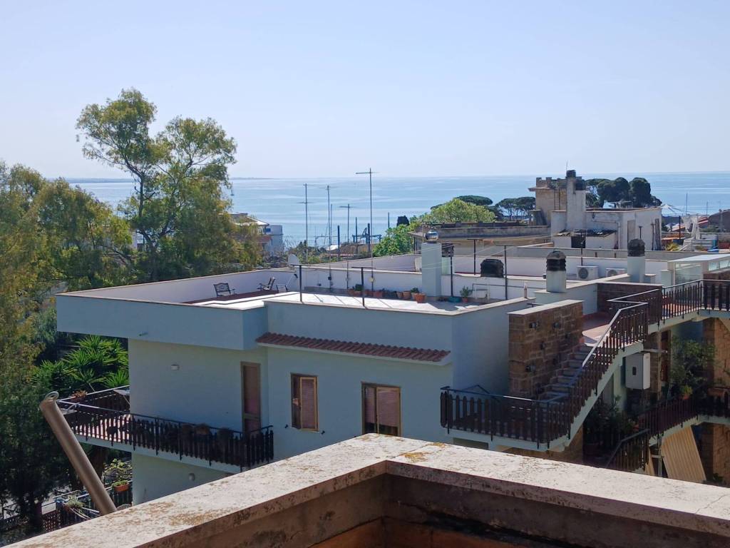 appartamento in affitto a Santa Marinella