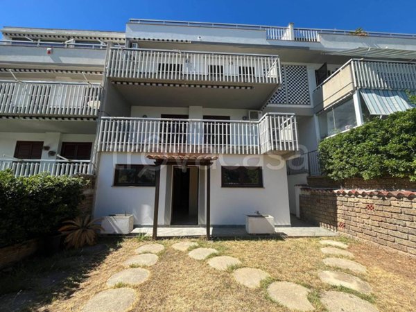 casa indipendente in affitto a Santa Marinella