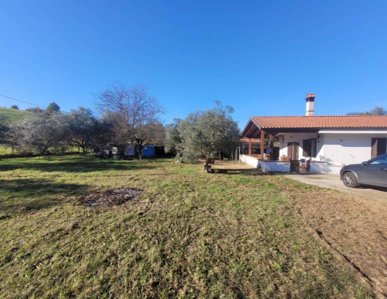 casa indipendente in affitto a Sant'Angelo Romano