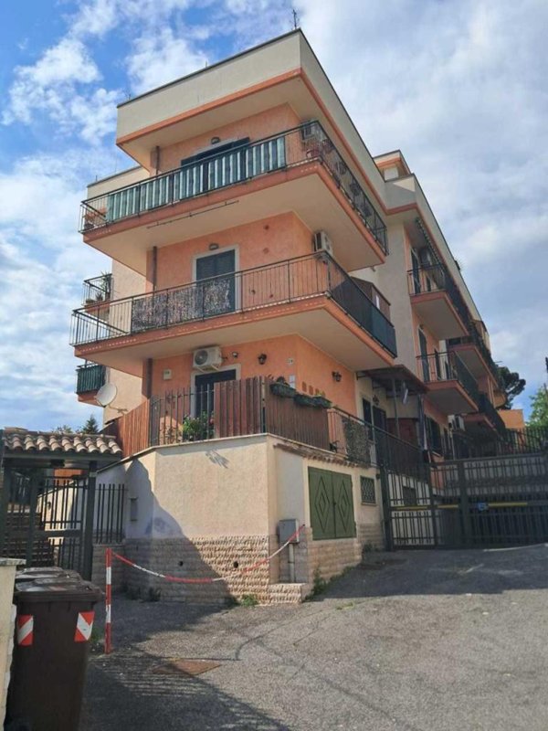 appartamento in affitto a Tivoli in zona Terme