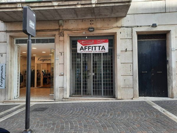 negozio in affitto a Tivoli