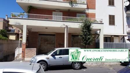negozio in affitto a Tivoli in zona Terme