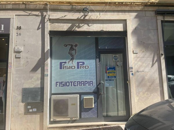 negozio in affitto a Tivoli