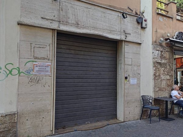 negozio in affitto a Tivoli